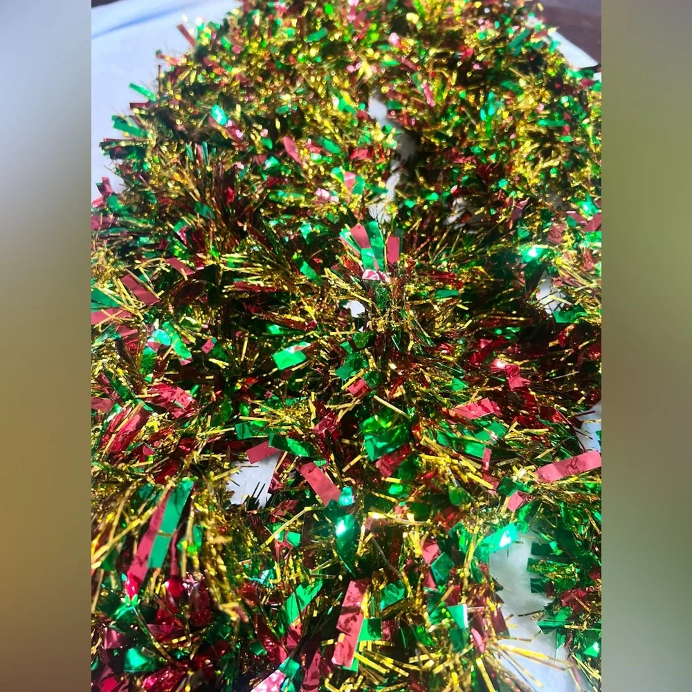 Christmas Holiday Multicolor Garland Decoration 30ft In Length Red,Green,Gold